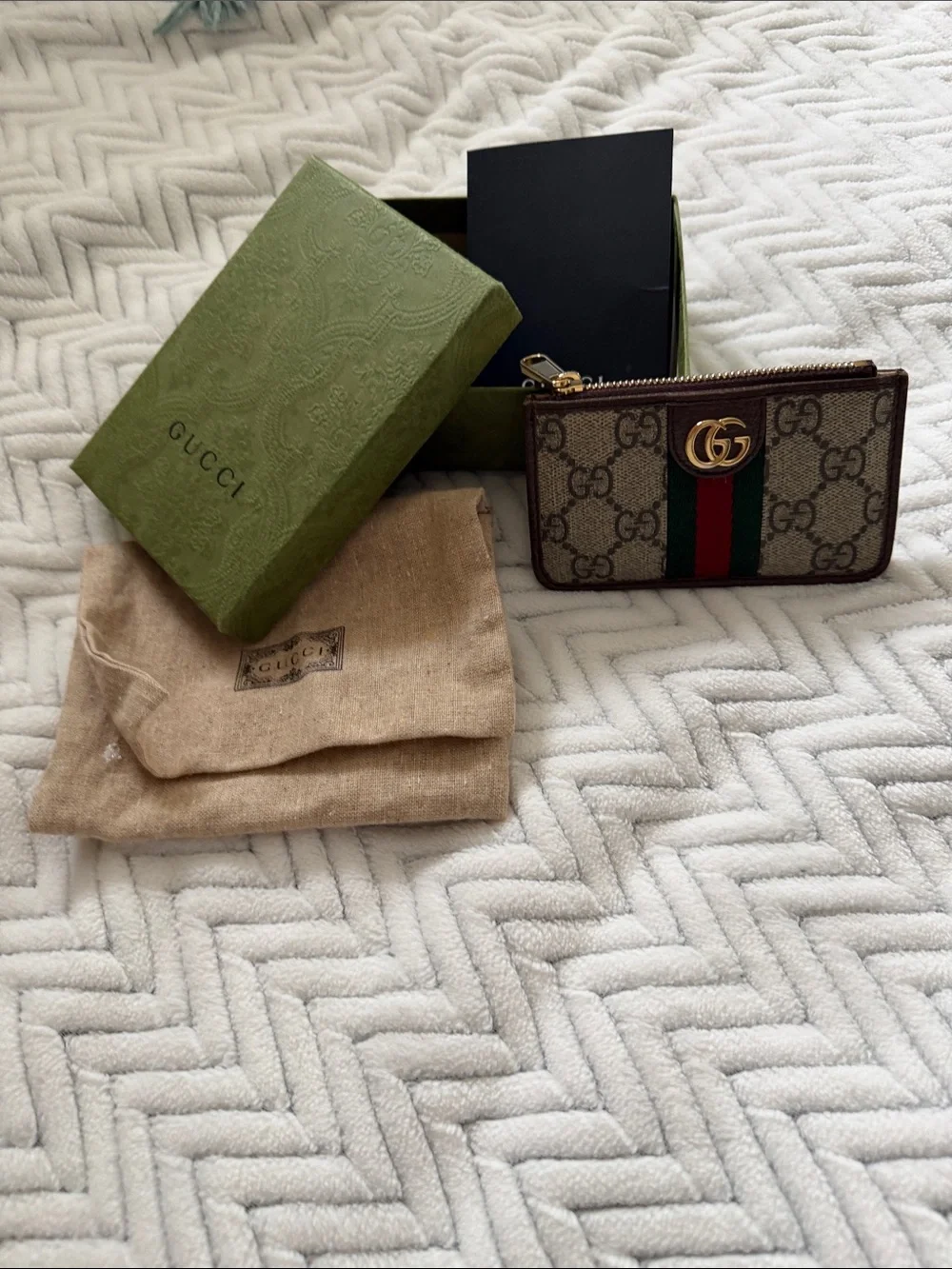 Gucci GG Supreme Canvas Card Zip Wallet with Brown, Green, Red and Gold Accents